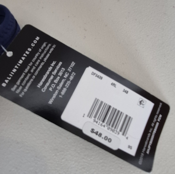 Bali Smoothing Breathable Underwire Bra w/ Convertible Straps in Navy - Size 34B - Picture 15 of 16